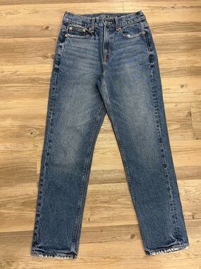 American Eagle Super High-Rise Straight Leg Jeans